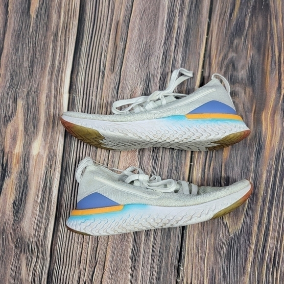 Women's Size 8 Nike Epic React Flyknit 2 Dream it, Do it W - Picture 3 of 6